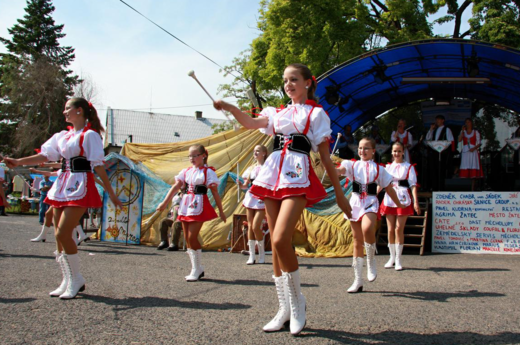 Postoloprtské mažoretky