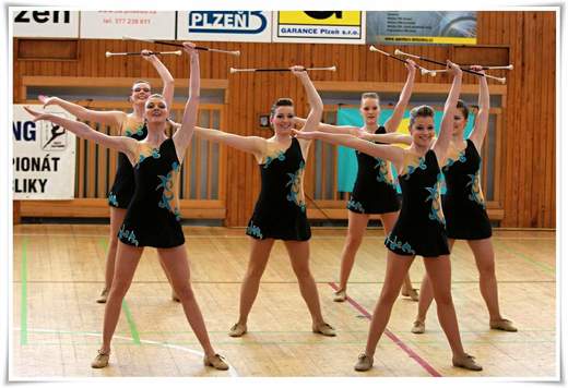 Twirling kostým
